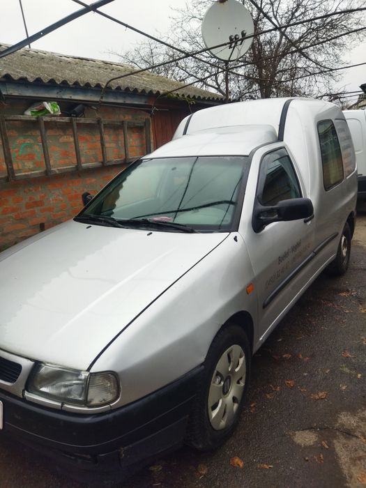 Seat Inca 2001 рік