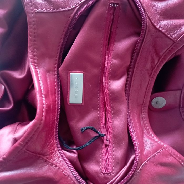 Mala , em pele, Coccinelle.