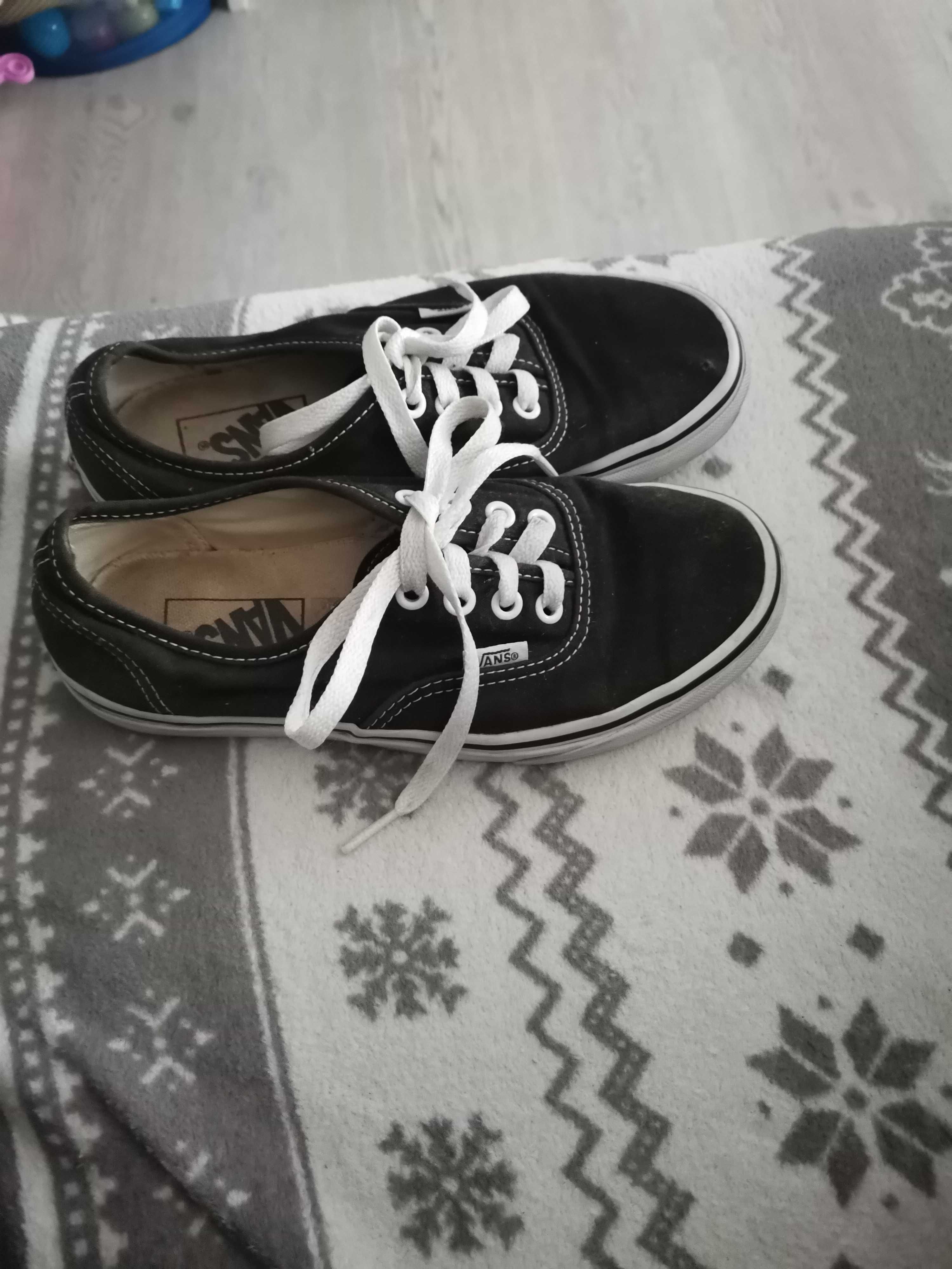 Czarne trampki vans 36