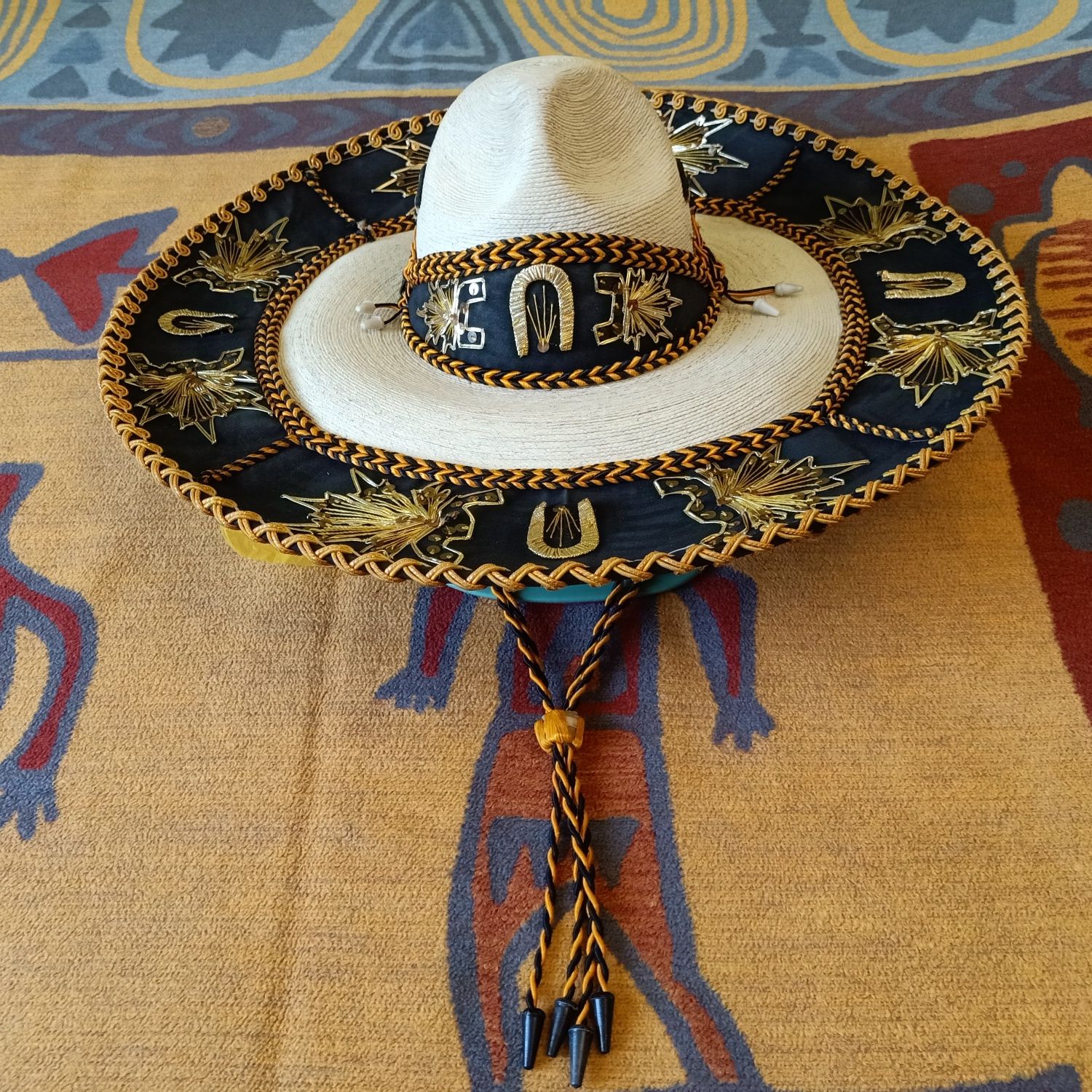 Vintage ozdobne sombrero marki Calidad.