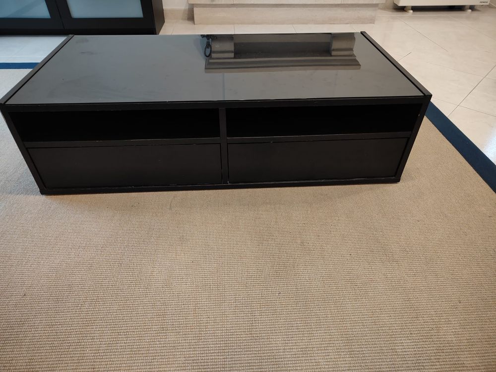 Mesa de centro com gavetas  e movel TV ikea preto