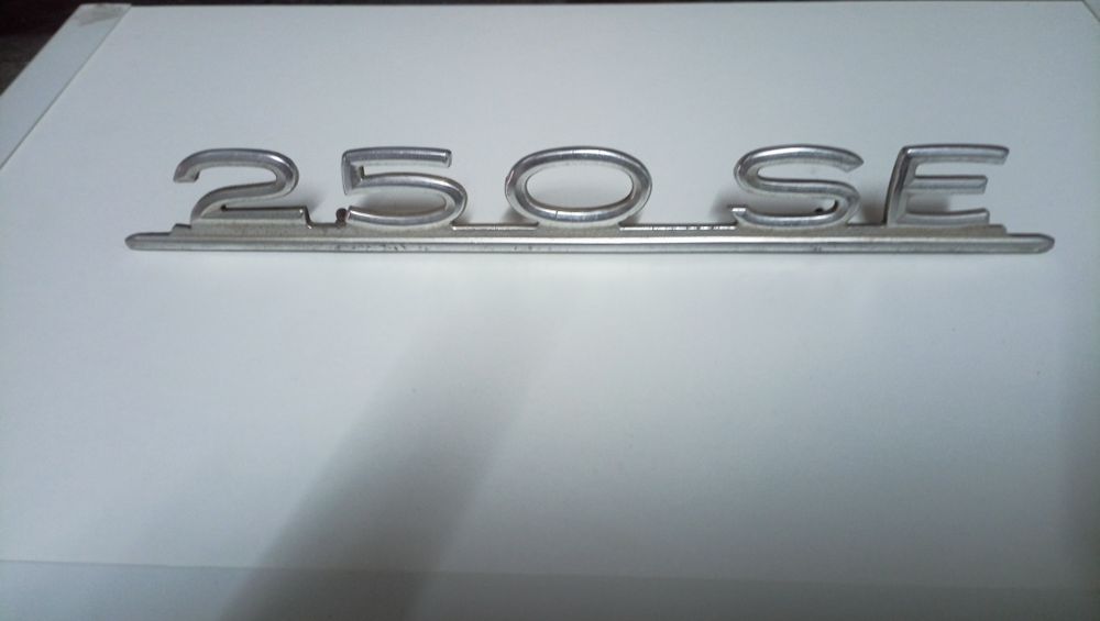Logotipo original Mercedes Benz 250 SE de 1967