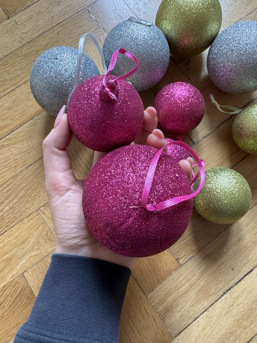 Zestaw brokatowych bombek / bombki