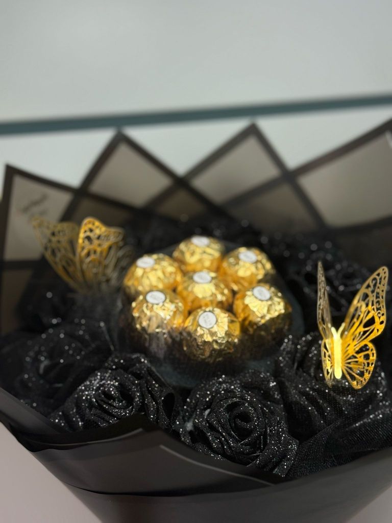 Boquê de rosas de cetim