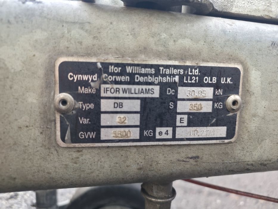 Przyczepa Ifor Williams do przewozu maszyn/ minikoparki