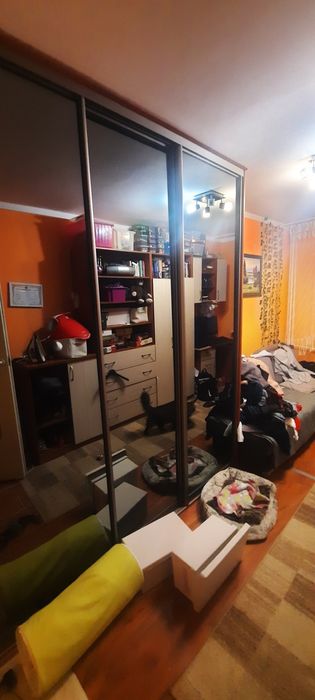 Szafa przesuwna 3 drzwiowa z lustrami