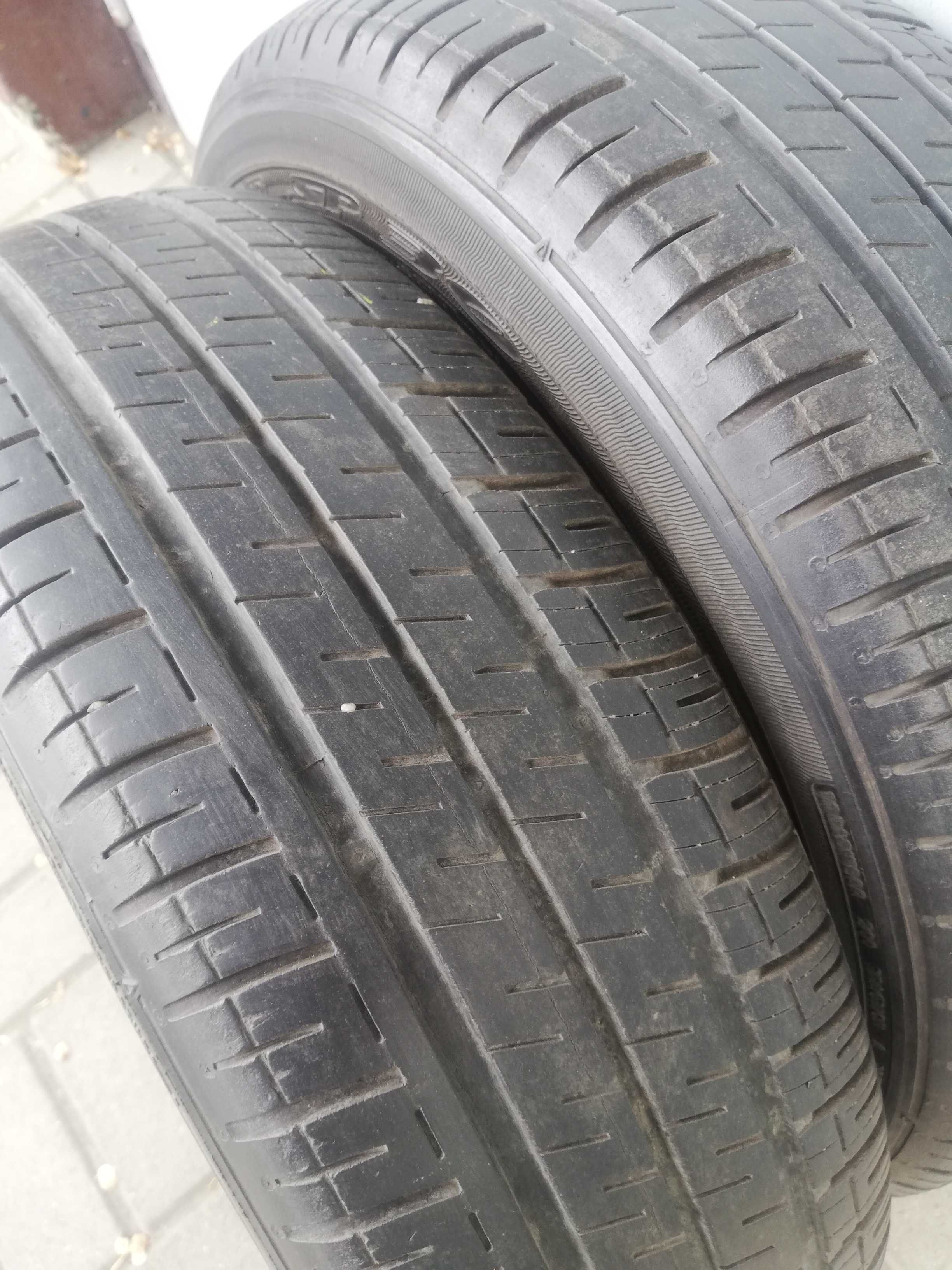 Opona Dunlop -lato 175/65 R15 (2 szt.)