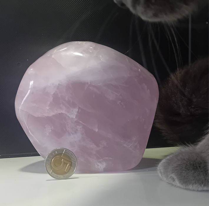 Piękny minerał  Kwarc różowy