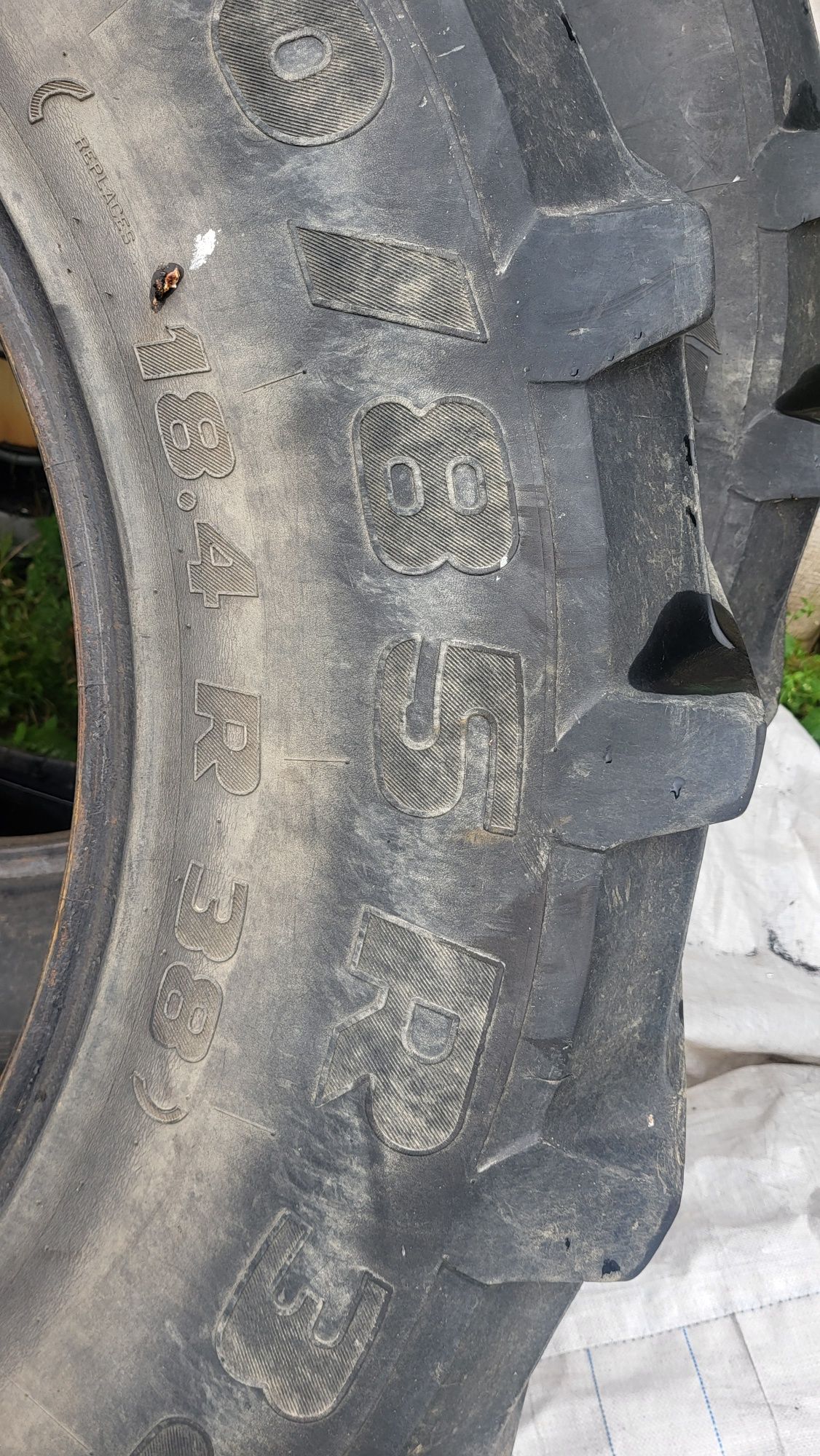 Opony PIRELLI 460/85r38 18.4r38