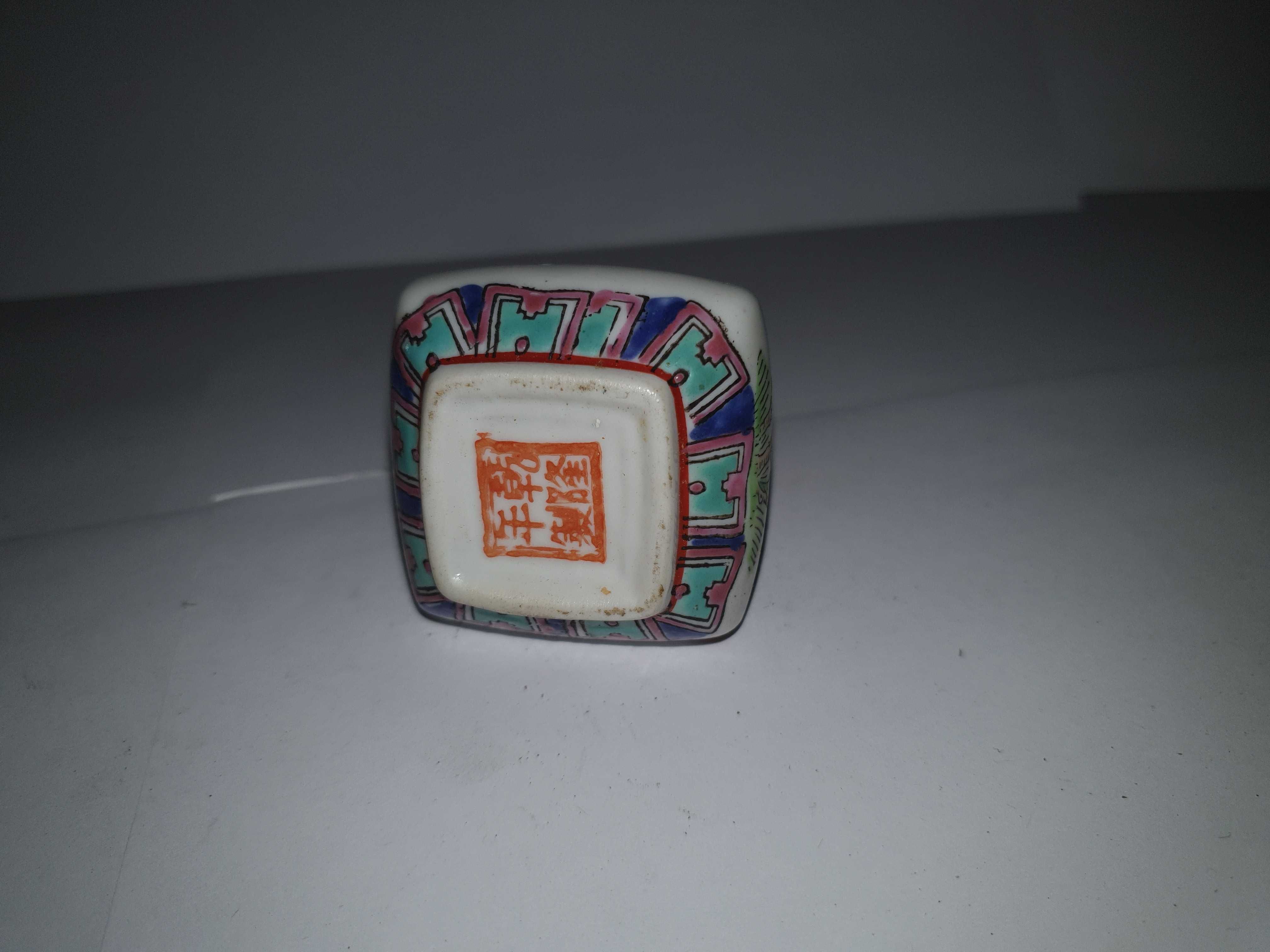 Porcelana Chinesa - Mini Jarra de 7 cm