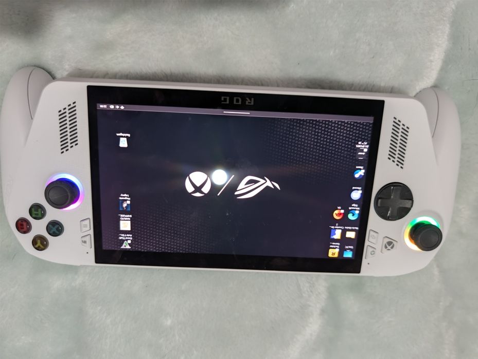 Vendo Consola Portátil Asus ROG Xbox Ally (2025) RC73YA-NH002W 7" Ryze
