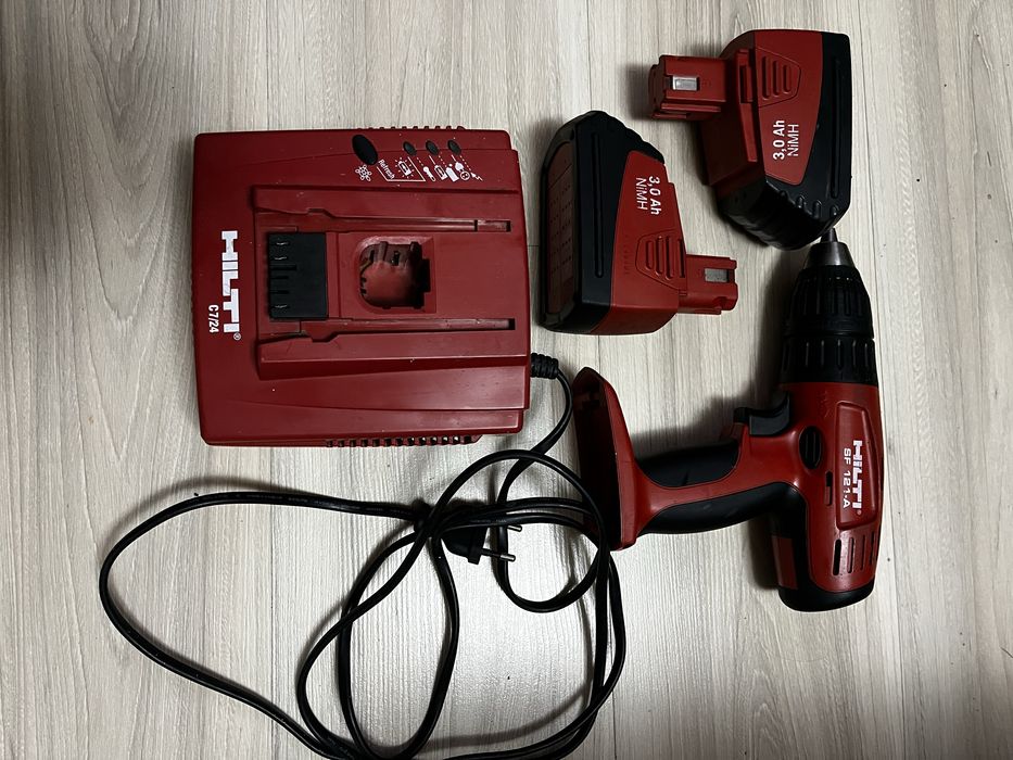 Шуруповерт HILTI