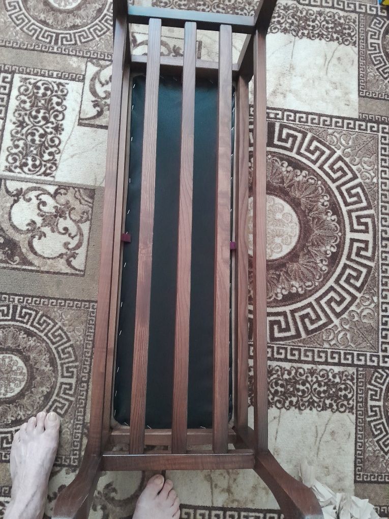 Банкетка для обуви в прихожую