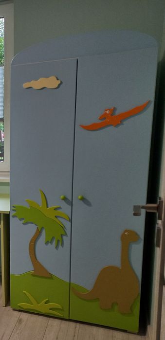 Mebelki do pokoju dziecięcego (dinozaury)
