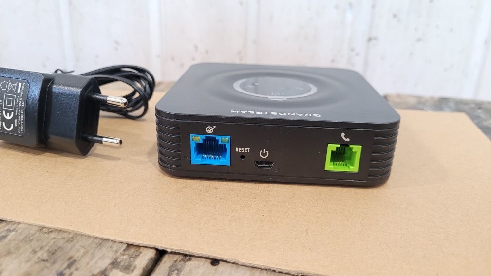 VoIP - шлюз Grandstream HT-801