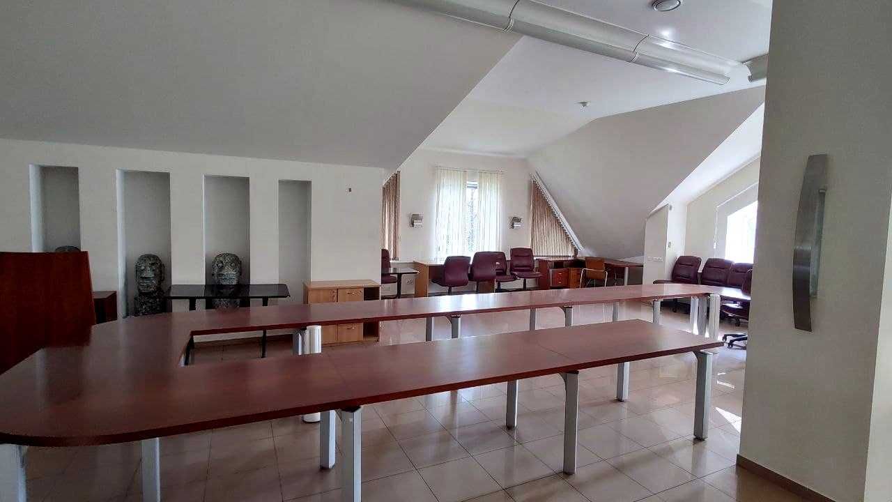 Продаж окремої офісної будівлі пр-т Б. Хмельницького 38а / вул.Титова