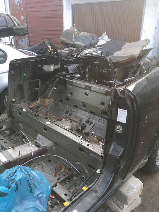zderzak tył  błotnik  tył renault megane II cabrio 05