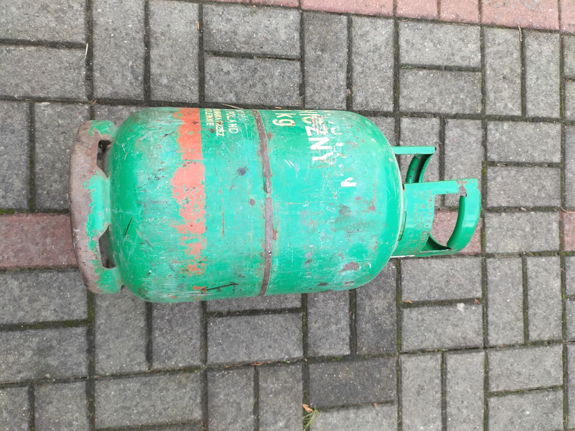 Butla pusta na gaz propan butan  z kołnierzem 11 kg