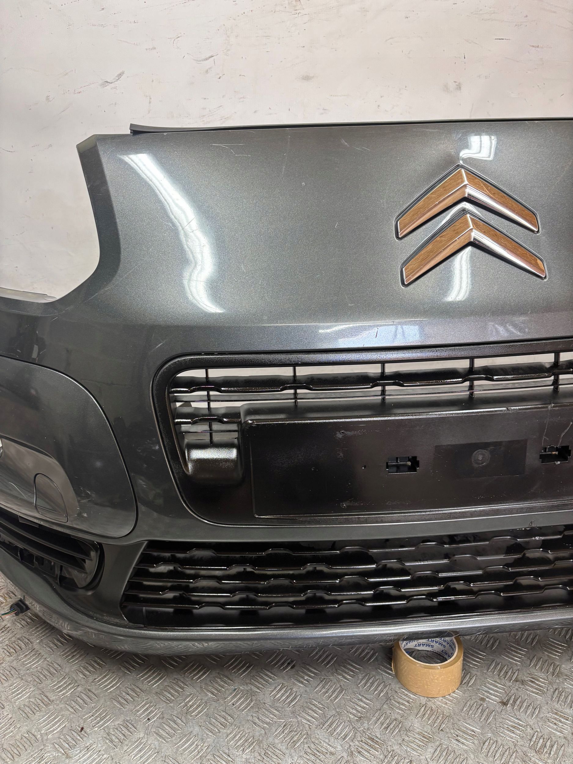 Zderzak przód Przedni Citroen C3 Picasso