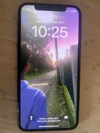 Iphone xs 64gb traseira partida mas com capa foto do anuncio e antiga