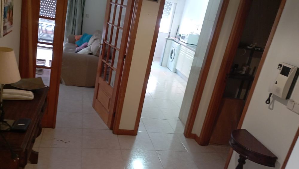 Aluga-se Apartamento T3 mobilado