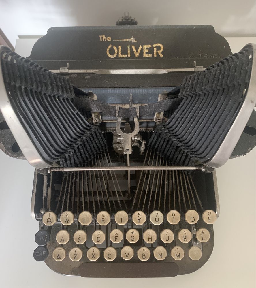 Coleção Rara de 3 Máquinas de escrever - Oliver Typewriter nº 2,3 e 5