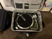 Gramofon Numark TT500