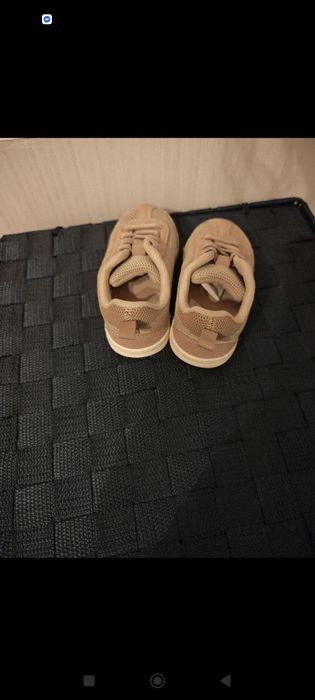 Casaco e sapatilhas bebé menino