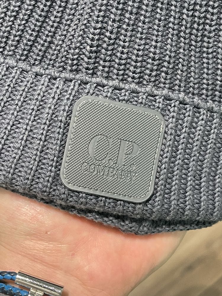Шапка C.p Company,оригінал.