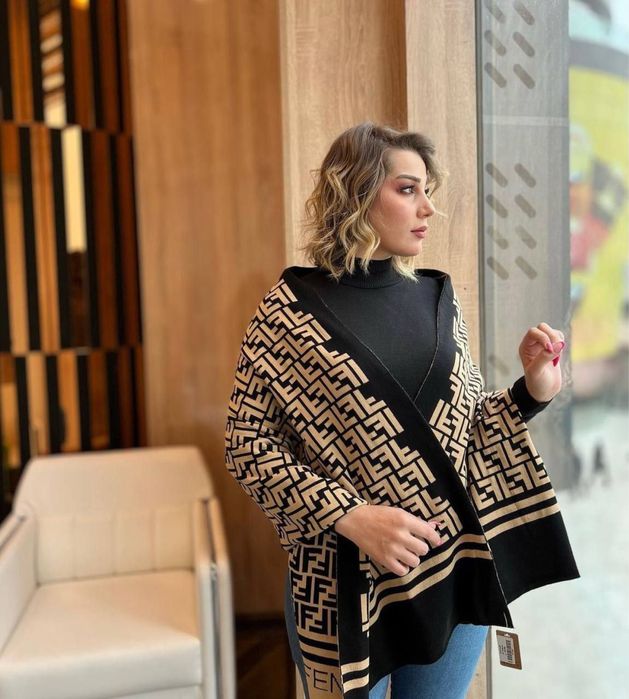 Шарф жіночий теплий guess