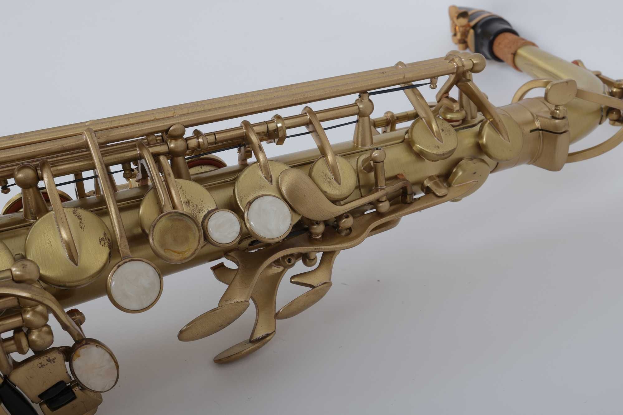 Saxofone Alto com estojo