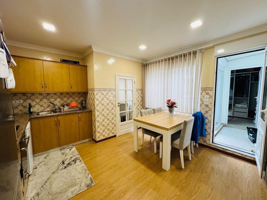 Arrenda se Moradia T2+1