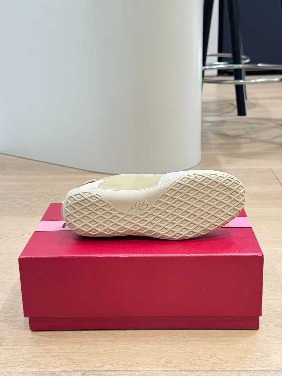 Sapatilhas Roger Vivier Femininas - Tamanho Personalizável
