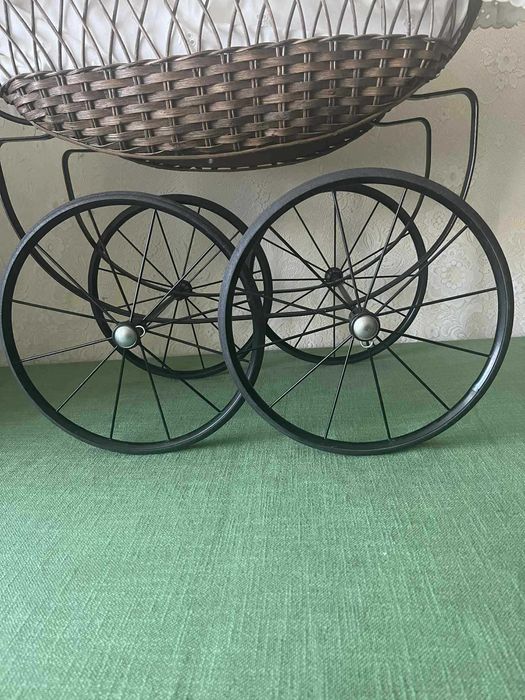 Вінтажна каляска