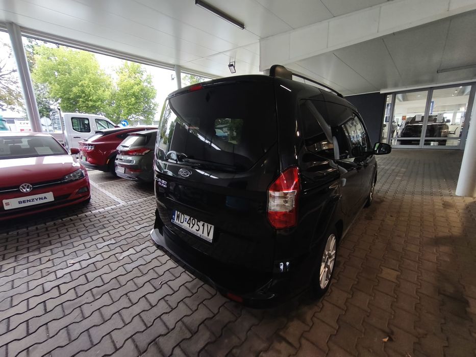 Ford turneo courier