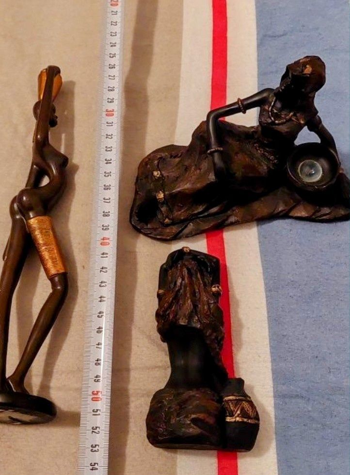 Zestaw 3 figurki w stylu afrykańskim