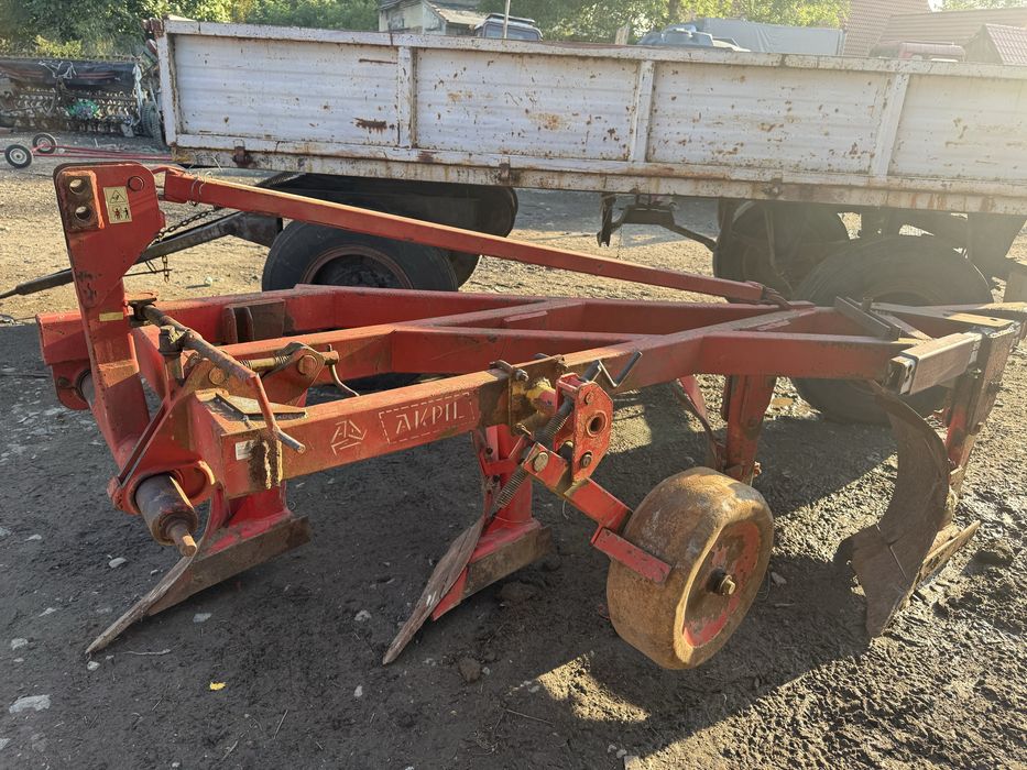 Pług 4 skibowy Aphil CZH 400