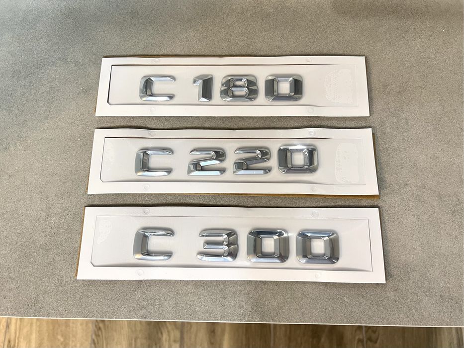 Шильдик надпис Mercedes Мерседес на багажик Е220 Е320 С180 CDI 4matic