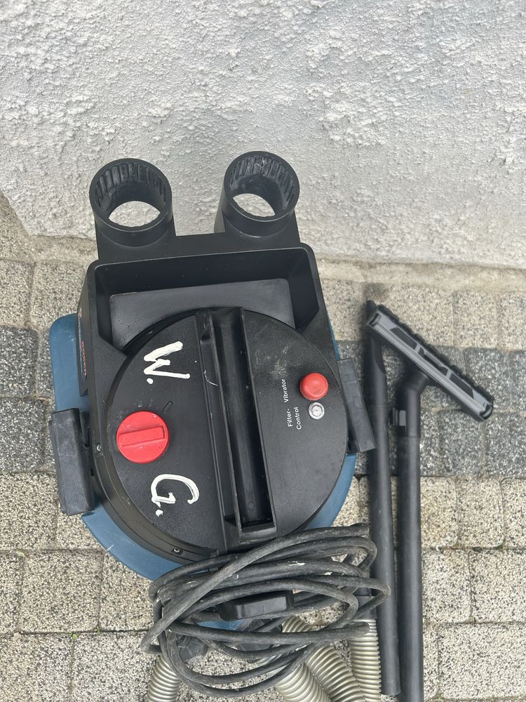Odkurzacz z otrzasaczem Bosch Gas 1000 RF