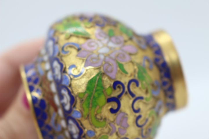 Pote com tampa Cão Foo Chinês em Metal Cloisonné Dourado 8 A cm