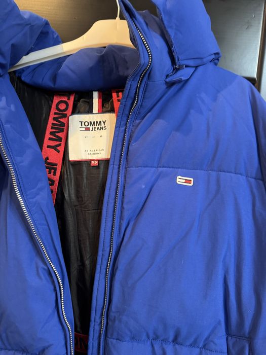 Tommy Hilfiger куртка жіноча пуховик бомбер