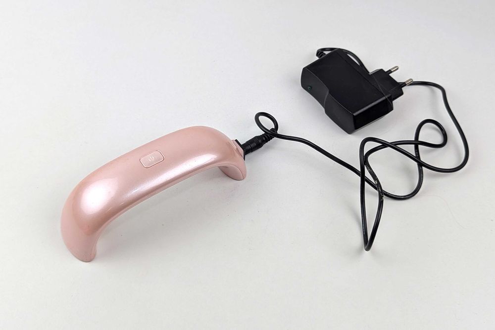 Портативна міні LED УФ лампа для манікюру, сушіння гель-лаку на 9 Вт