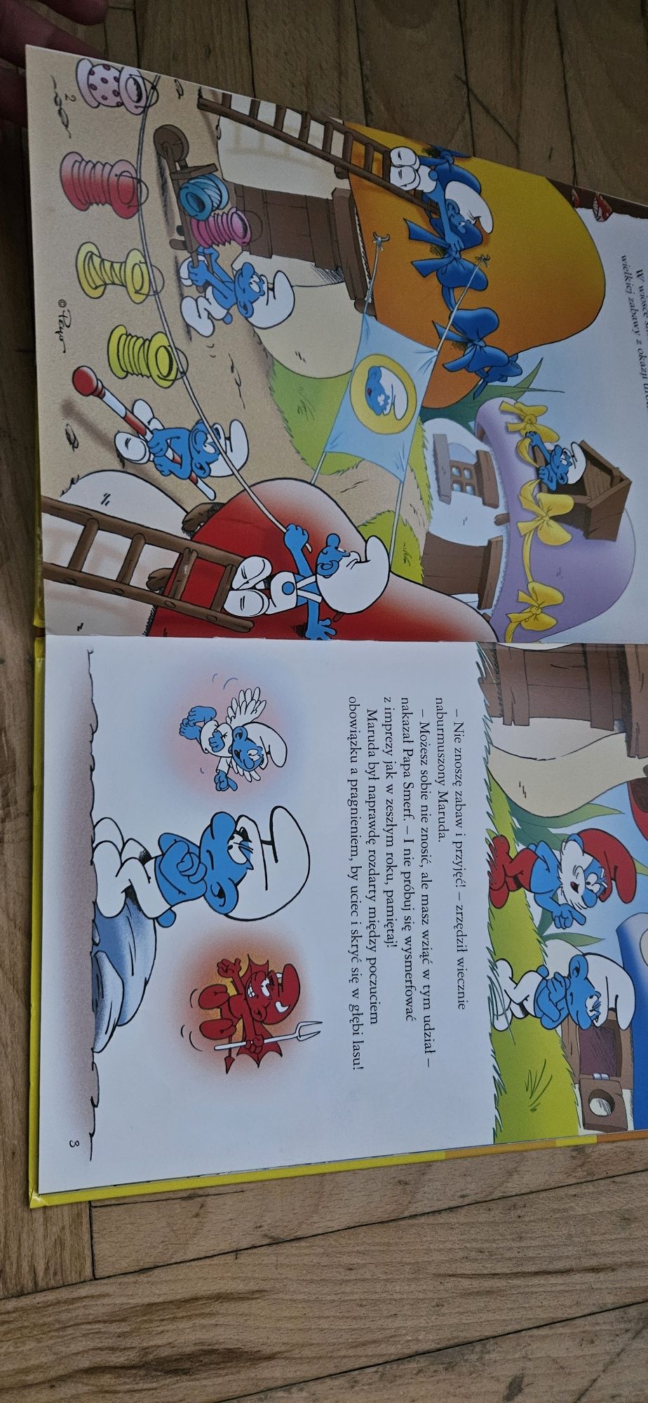 Książka z cyklu bajki na dobry dzień, Smerfy