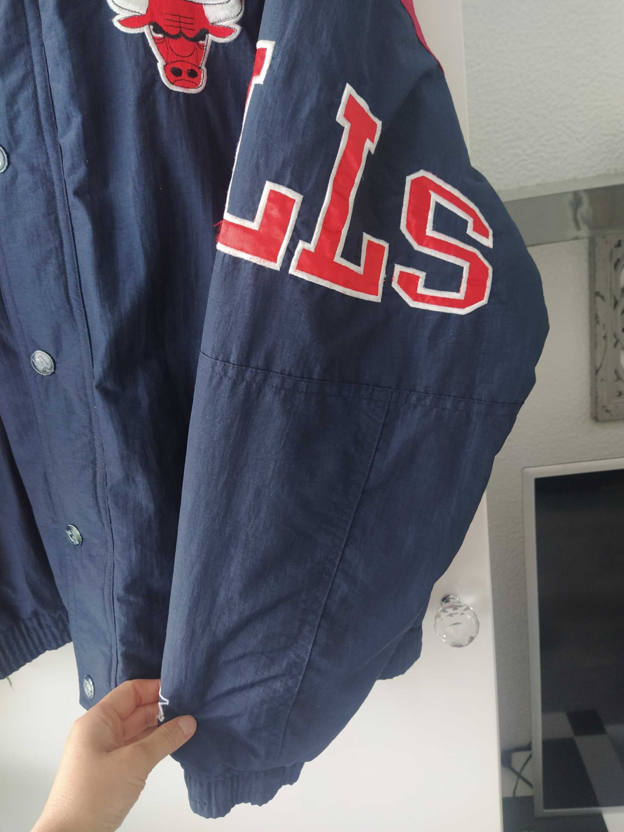 Vintage zimowa kurtka Chicago Bulls roz. M lata '90 granatowo czerwona