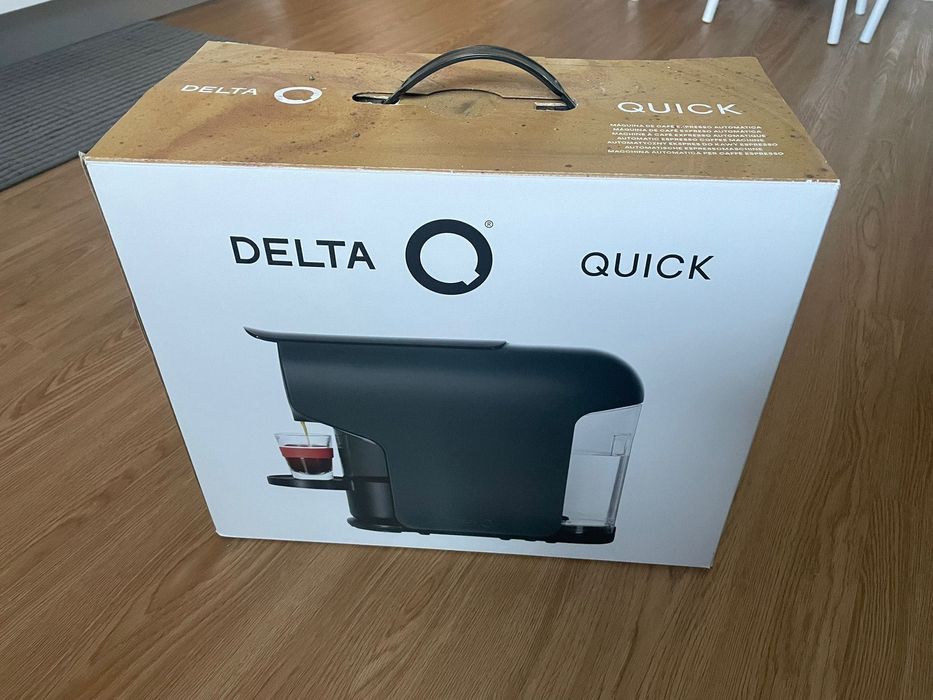 Máquina de café Delta Q - Nova com talão