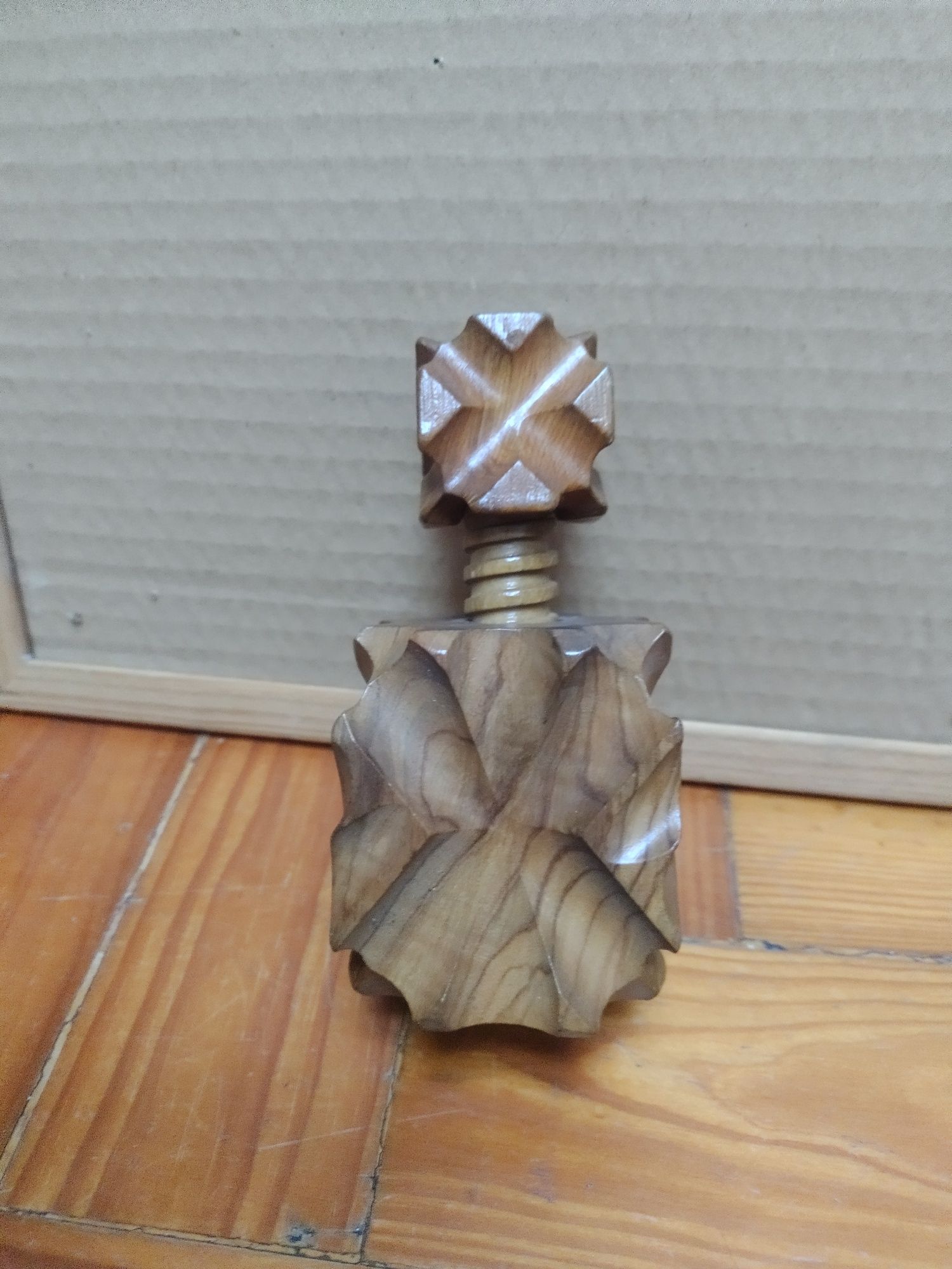 "Decorativo" Cubed Nutcracker Quebra Nozes