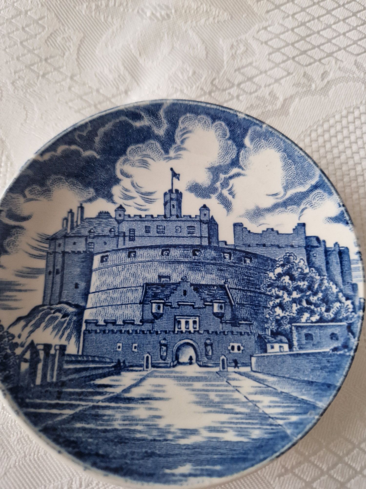 Porcelanowy talerzyk niebieska porcelana angielska vintage retro
