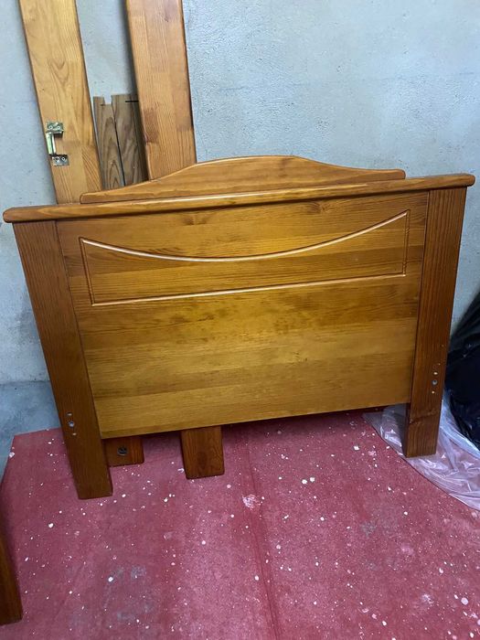 Cama de solteiro com colchão