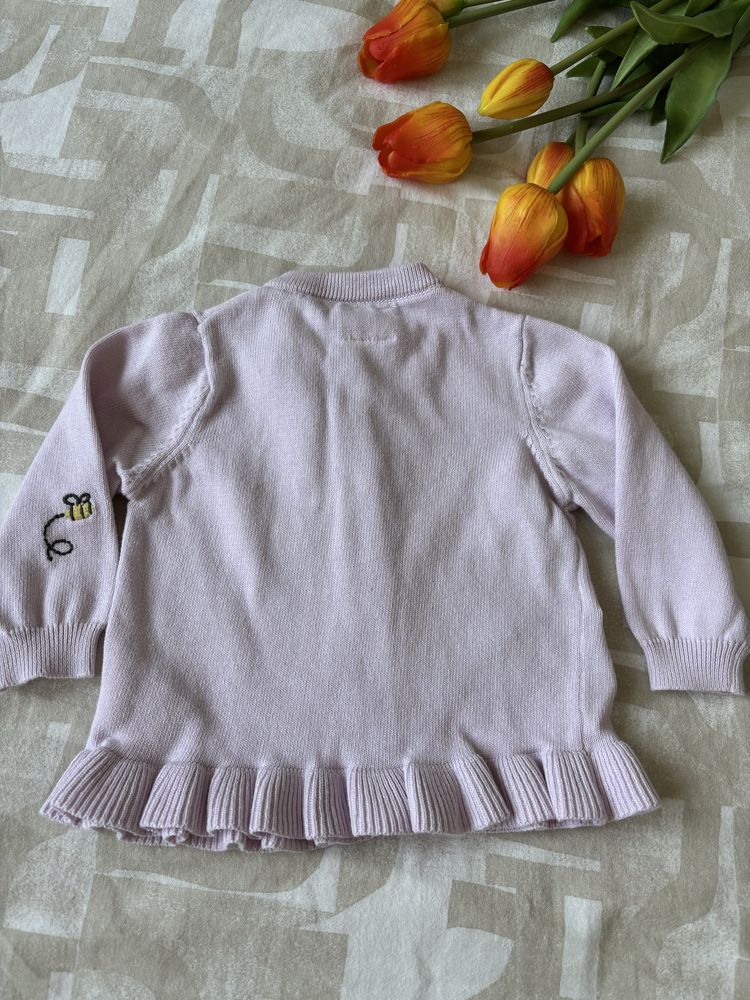 Sweter zapinany na guziki r.68