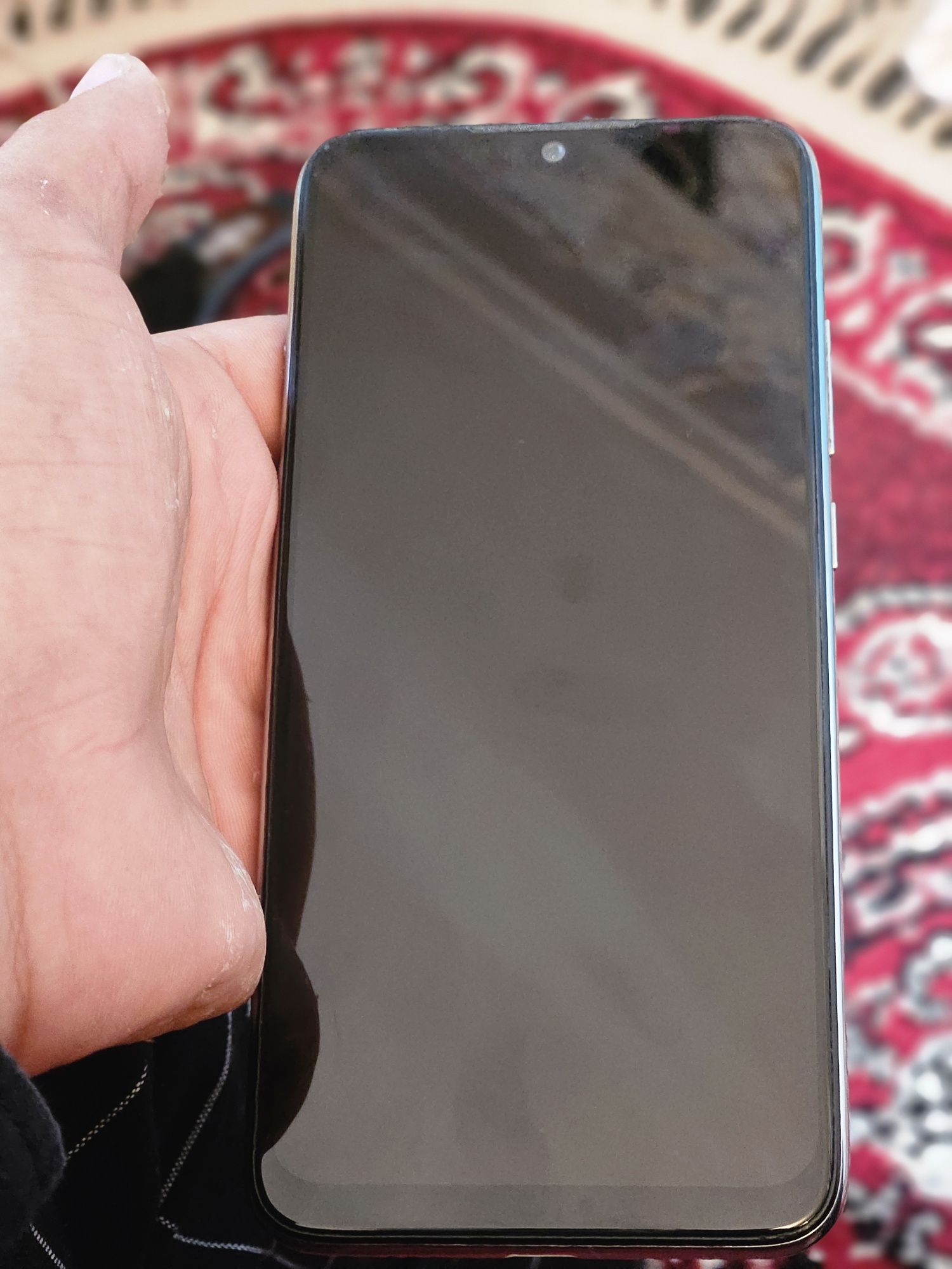 Redmi Note

7lbglujvgjhgiht un t